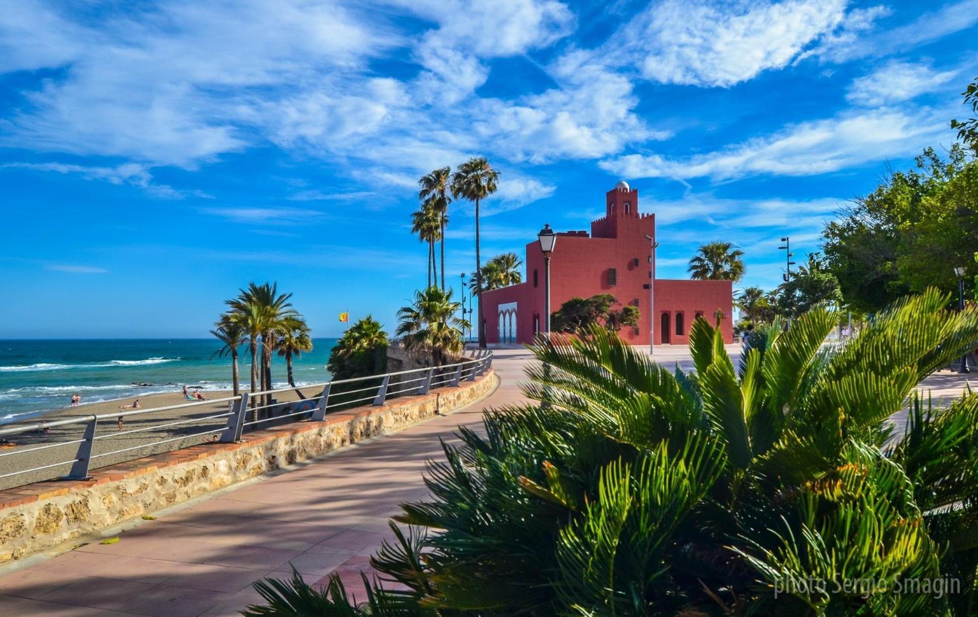 Benalbeach 1010 - Vista Al Mar - Piscina Todo El Ano - Primera Linea De Playa Benalmádena Dış mekan fotoğraf