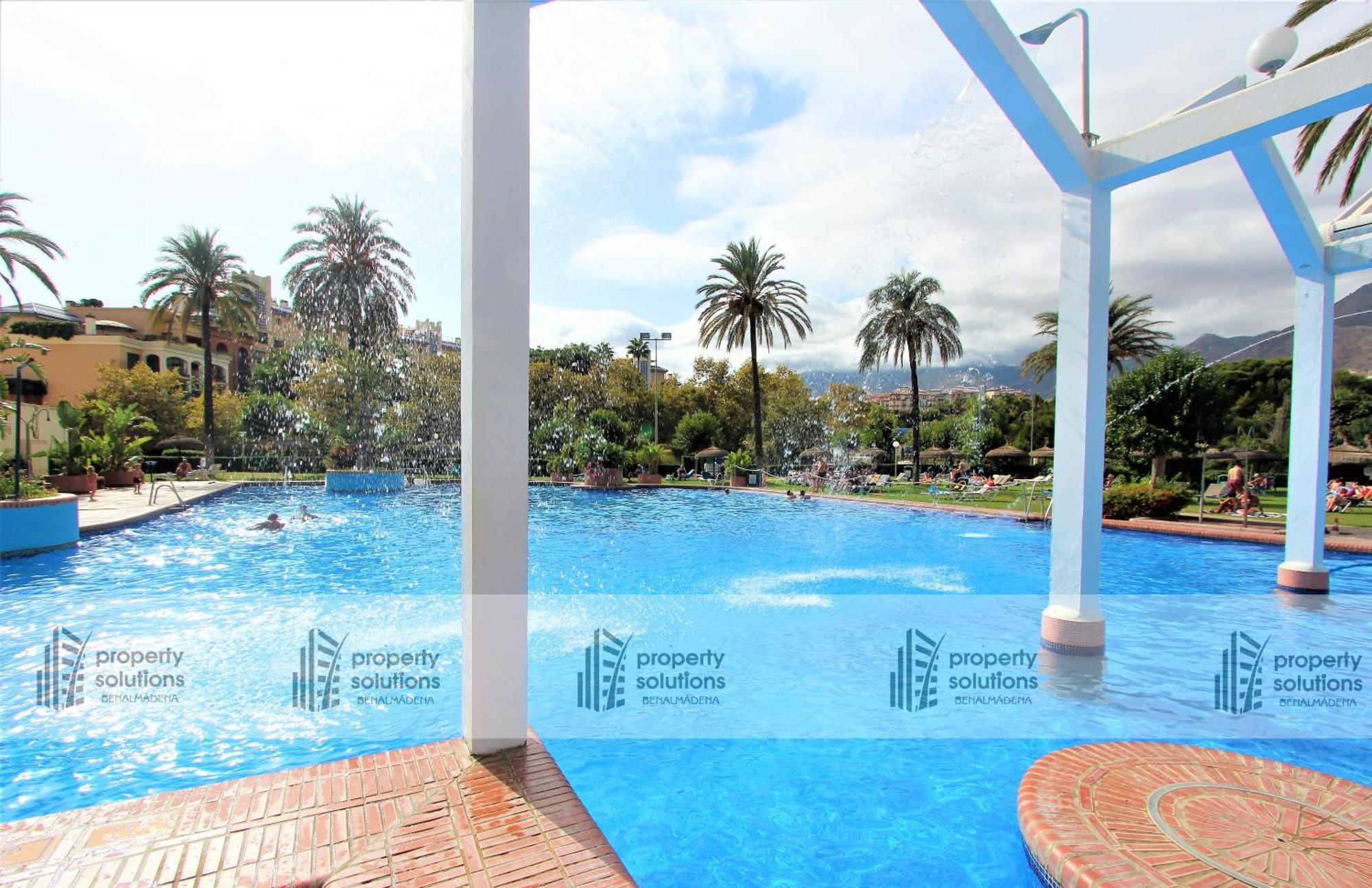 Benalbeach 1010 - Vista Al Mar - Piscina Todo El Ano - Primera Linea De Playa Benalmádena Dış mekan fotoğraf