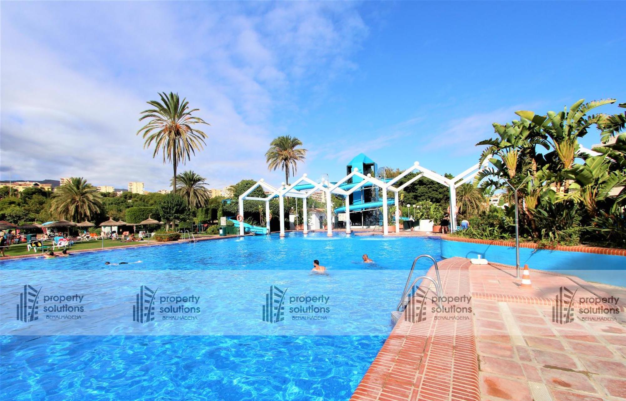 Benalbeach 1010 - Vista Al Mar - Piscina Todo El Ano - Primera Linea De Playa Benalmádena Dış mekan fotoğraf